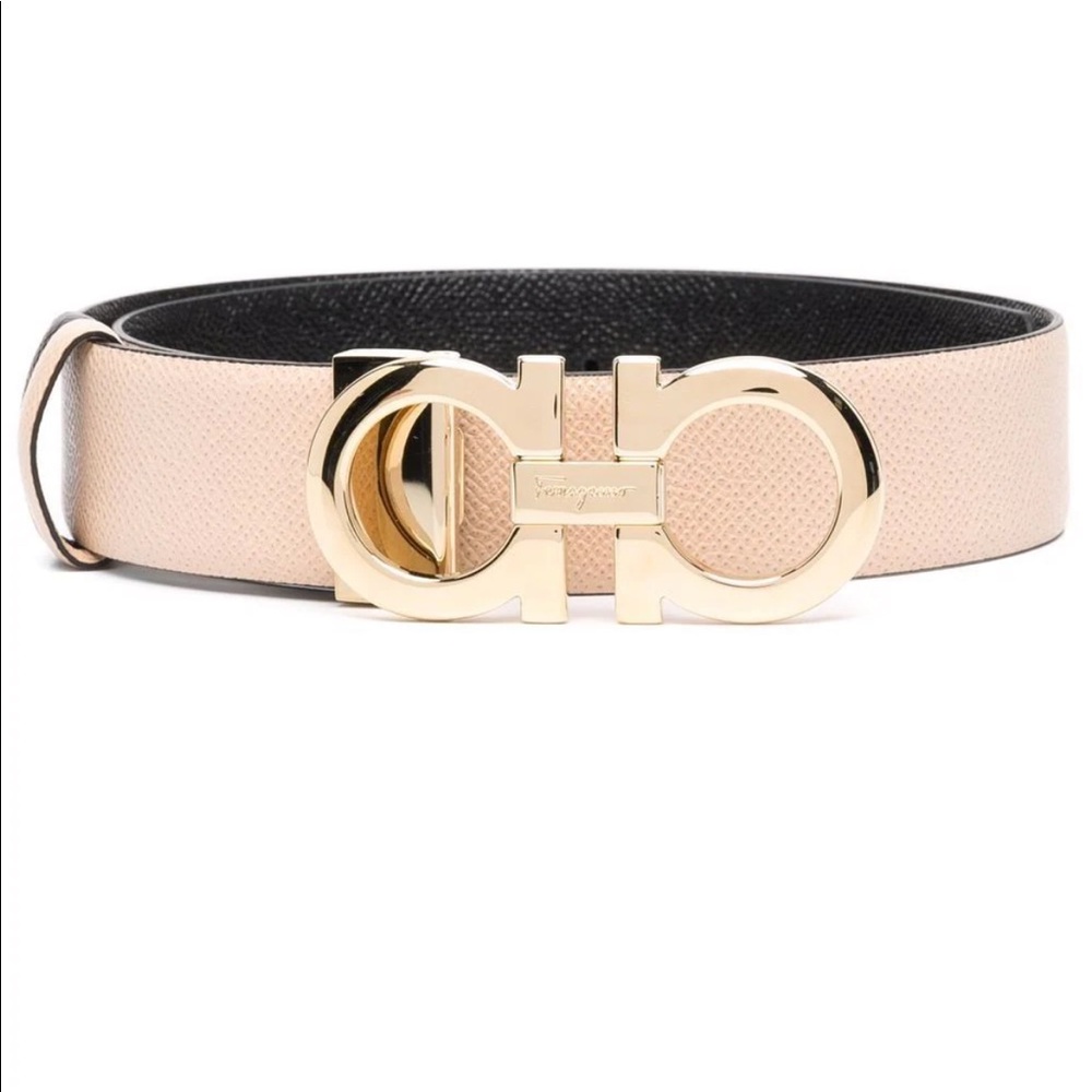 Salvatore Ferragamo reversible Gancini leather belt. 85 cm